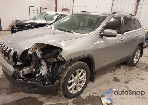 2015 Jeep Cherokee Latitude z USA, uszkodzony, nr VIN 1C4PJMCS2FW610665